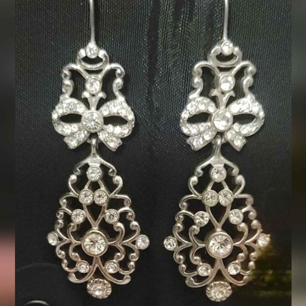 Vtg Monet Art Deco Silver Bow Rhinestones Crystal Chandelier Drop Earrings Nwob